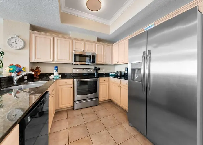 Crystal Shores West 1207 Apartment