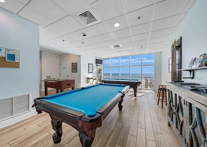 Crystal Shores West 1207