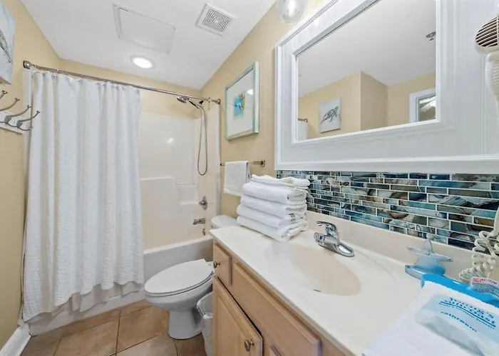 Crystal Shores West 1207 *